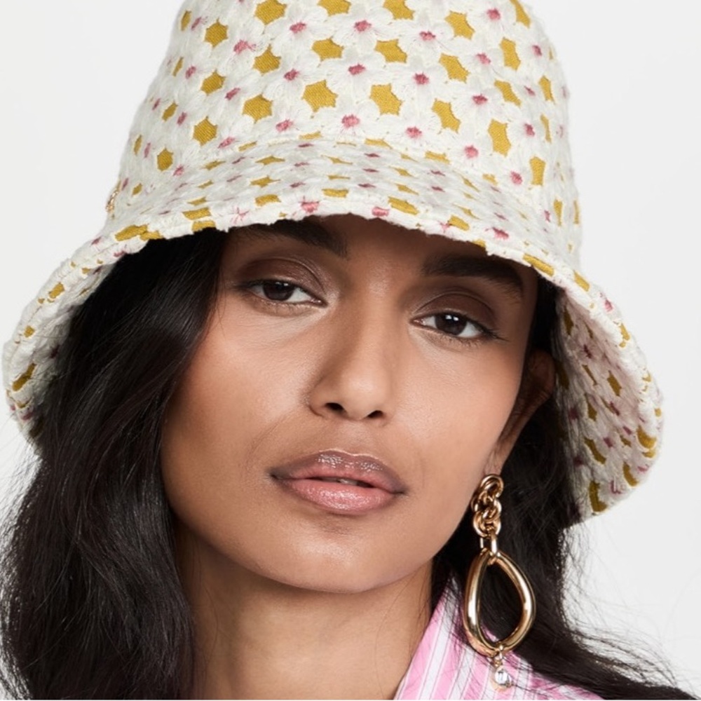 Crochet Daisy Hat